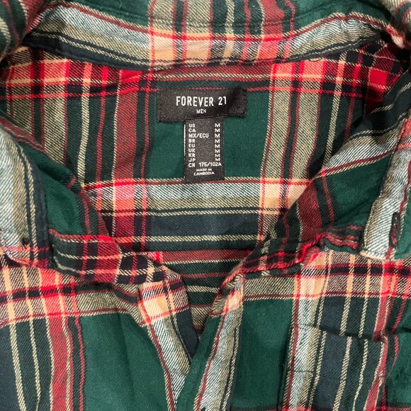 Mens Forever 21 Medium red & Green Christmas Flannel Plaid Button Down - Picture 2 of 3